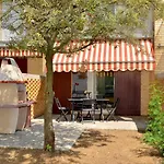 Tamerici Villa *